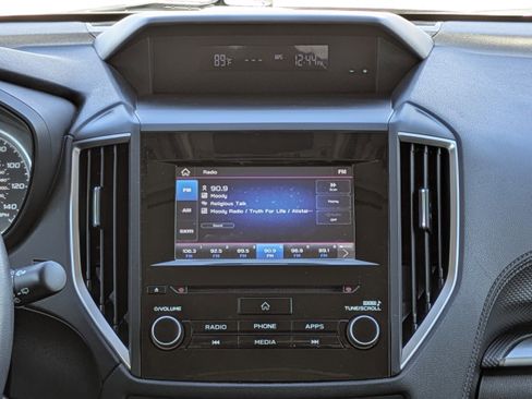 Used 2020 Subaru Forester Premium image 21