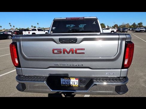 Used 2023 GMC Sierra 1500 SLT image 7