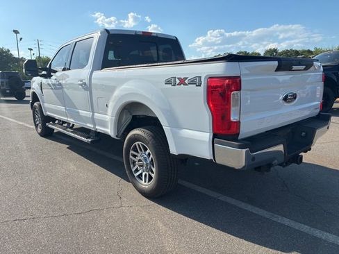Used 2019 Ford F250 Lariat w/ Lariat Value Package AWD/4WD image 3
