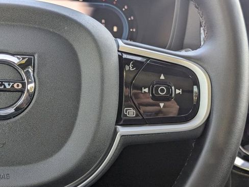 Certified 2025 Volvo V60 B5 Cross Country Plus image 32