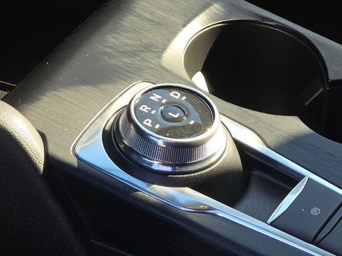 Used 2025 Ford Escape Active image 24