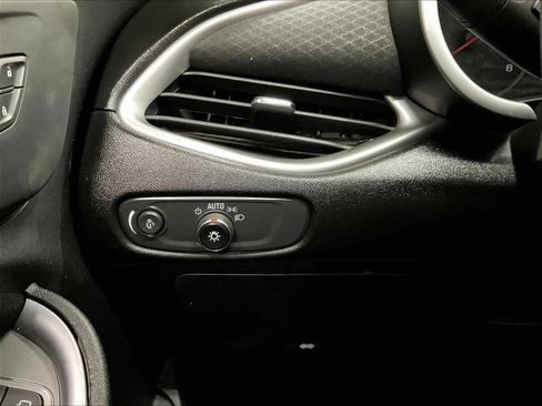 Used 2024 Chevrolet Malibu RS FWD image 25