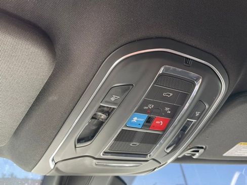 Used 2024 Jeep Wagoneer 4WD image 24