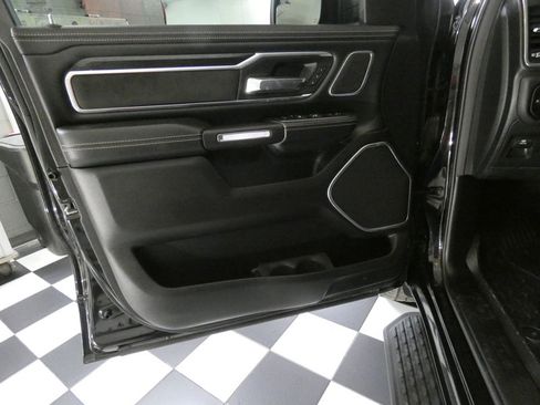 Used 2023 RAM 1500 Laramie AWD/4WD image 22