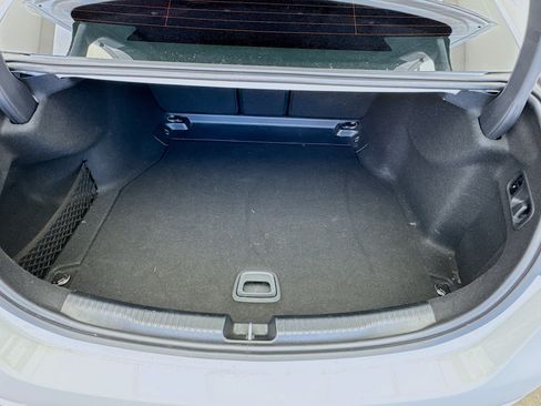 Used 2023 Mercedes-Benz C 300 Sedan w/ Advanced USB Package image 18
