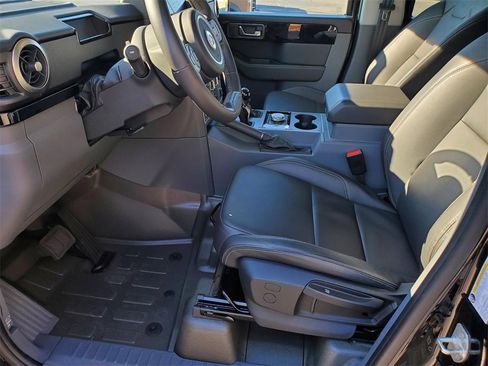 Used 2024 INEOS Grenadier Base image 14