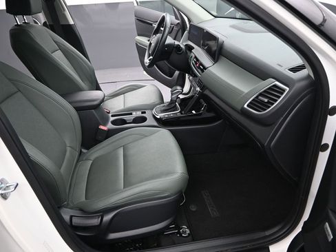 Used 2024 Kia Seltos SX image 22