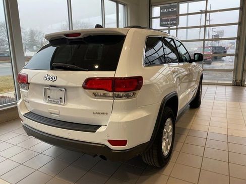 Used 2020 Jeep Grand Cherokee Laredo image 6