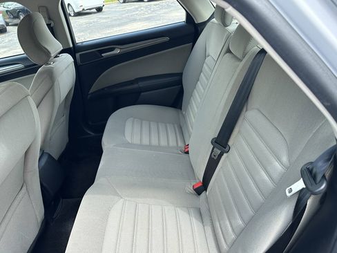 Used 2017 Ford Fusion S FWD image 12