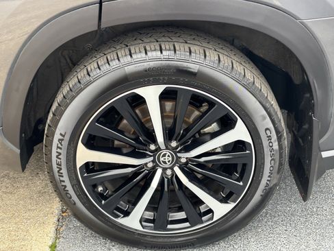 Used 2021 Toyota Highlander XSE image 15