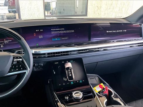Used 2026 Cadillac Escalade IQ Sport 1 image 6
