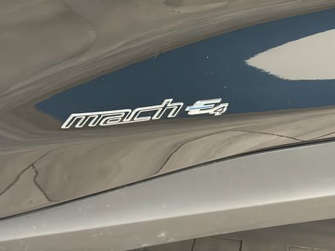 Used 2025 Ford Mustang Mach-E Premium AWD/4WD image 41