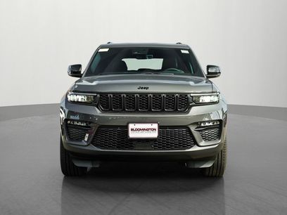 New 2025 Jeep Grand Cherokee Limited w/ Black Appearance Package
