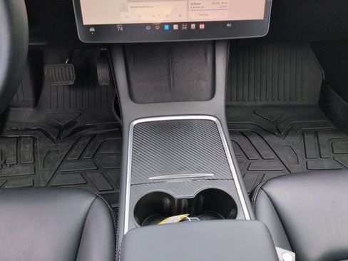 Used 2022 Tesla Model 3 Long Range AWD/4WD image 17