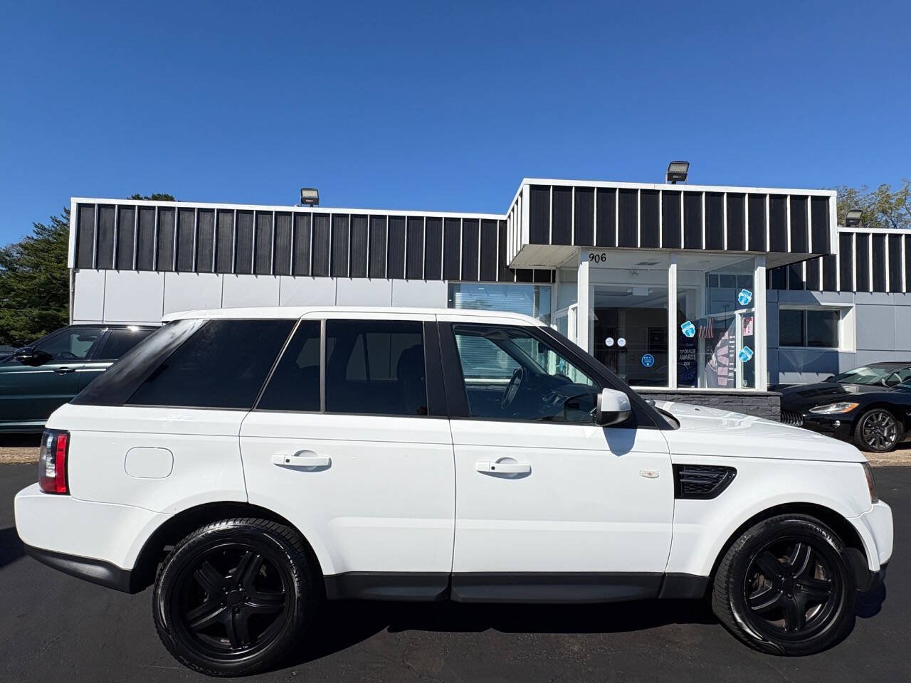 Used 2013 Land Rover Range Rover Sport HSE LUX AWD/4WD image 8