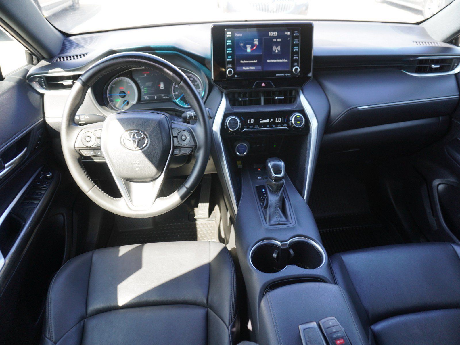 Used 2022 Toyota Venza XLE AWD/4WD image 2
