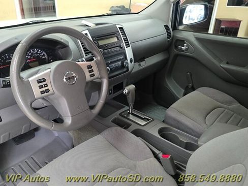 Used 2014 Nissan Frontier S image 9
