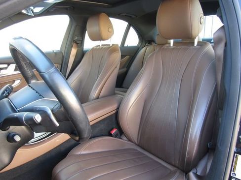 Used 2021 Mercedes-Benz E 350 4MATIC Sedan image 10