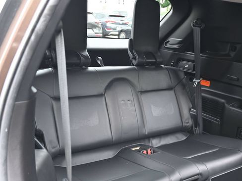 Used 2024 Mitsubishi Outlander SEL Black Edition AWD/4WD image 35