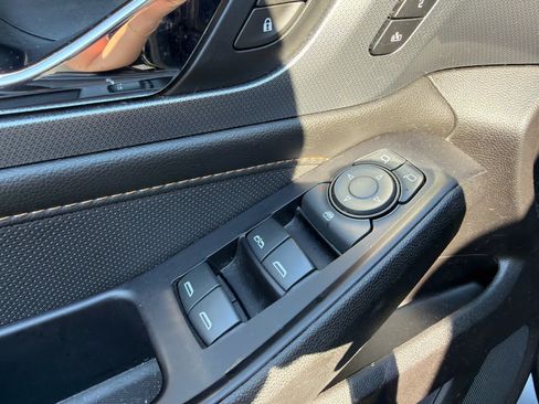 Used 2019 Chevrolet Traverse Premier w/ Redline Edition FWD image 25