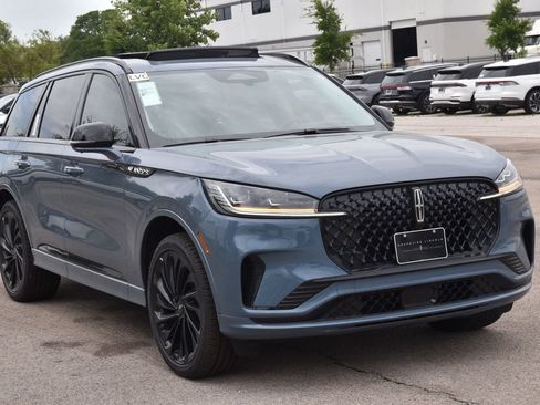 New 2026 Lincoln Aviator Reserve AWD/4WD image 3