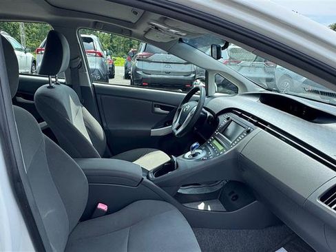 Used 2011 Toyota Prius Three w/ Solar Roof Pkg FWD image 40