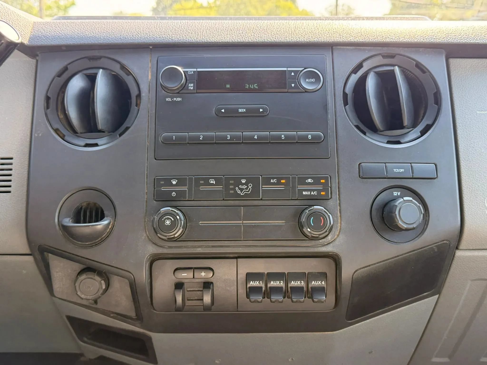 Used 2014 Ford F350 XL w/ Power Equipment Group AWD/4WD image 27