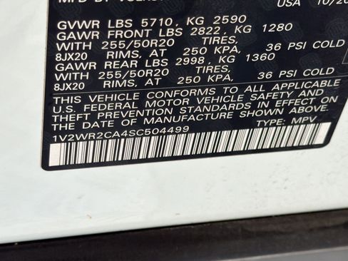 Used 2025 Volkswagen Atlas SE FWD image 22