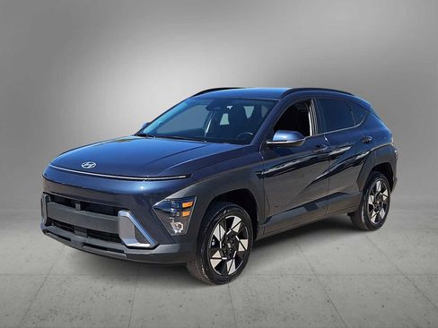 Certified 2025 Hyundai Kona SEL image 4