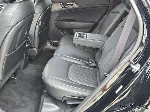 Certified 2025 Kia Sportage X-Line AWD/4WD image 11