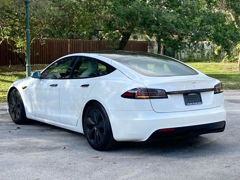 Used 2023 Tesla Model S Base image 5