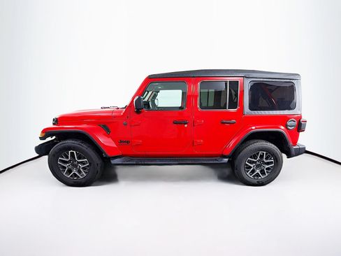 Used 2026 Jeep Wrangler Unlimited Sahara AWD/4WD image 4