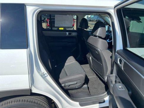 New 2026 Hyundai Santa Fe SE FWD image 81