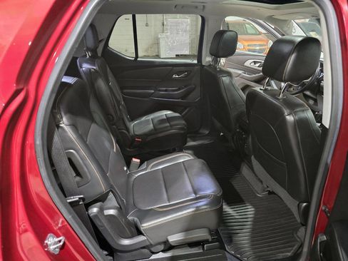Used 2018 Chevrolet Traverse LT AWD/4WD image 33