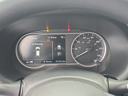 Used 2018 Nissan Kicks SV w/ Exterior Electronics Package FWD image 30