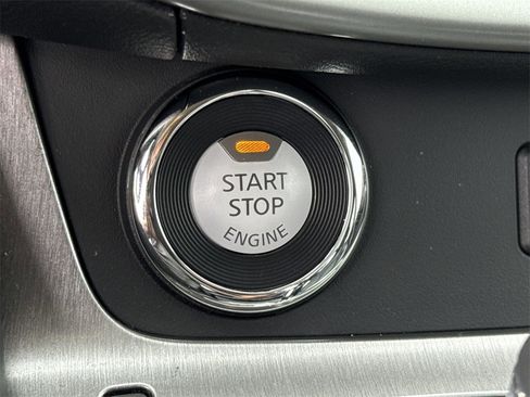 Certified 2019 Nissan Murano SL w/ Cargo Package image 41