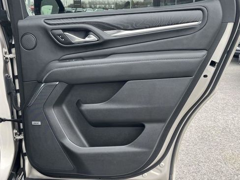 Used 2021 GMC Yukon Denali w/ Denali Premium Package image 26