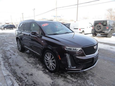 Used 2020 Cadillac XT6 Sport w/ Platinum Package image 5