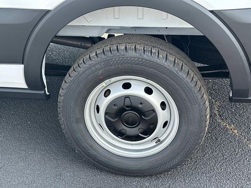 New 2025 Ford Transit 250 148 Medium Roof w/ Load Area Protection Package image 45