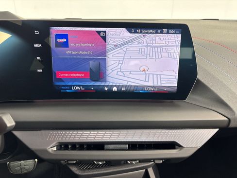 Used 2026 BMW M235i xDrive w/ Technology Package AWD/4WD image 23