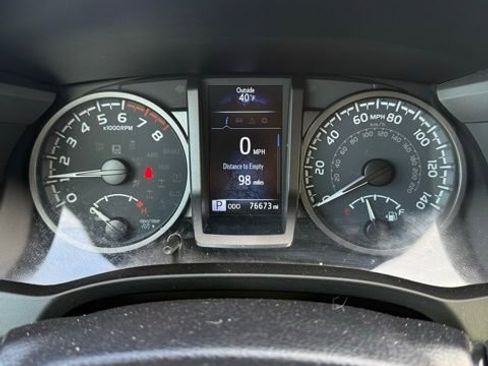 Used 2021 Toyota Tacoma TRD Off-Road w/ Technology Package image 21