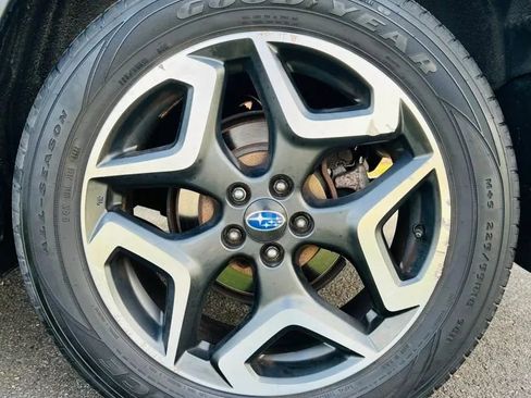 Used 2019 Subaru Crosstrek 2.0i Limited w/ Moonroof Package w/Navigation AWD/4WD image 27