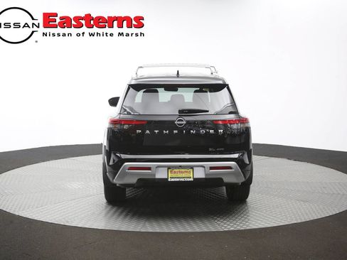 Used 2023 Nissan Pathfinder SL AWD/4WD image 37