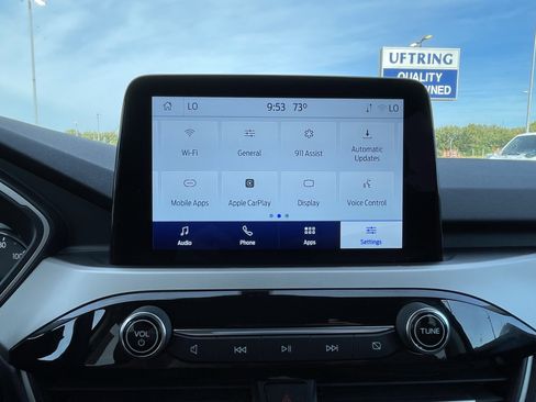 Used 2022 Ford Escape SE image 29