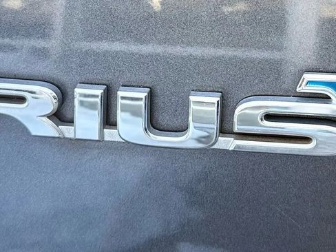 Used 2013 Toyota Prius V Five image 40