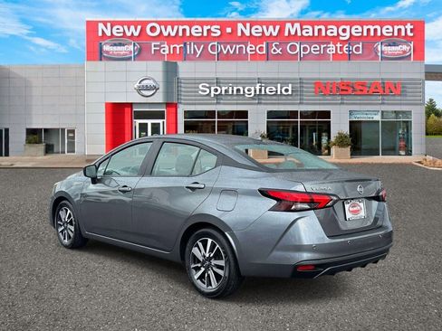 Used 2025 Nissan Versa SV FWD image 6