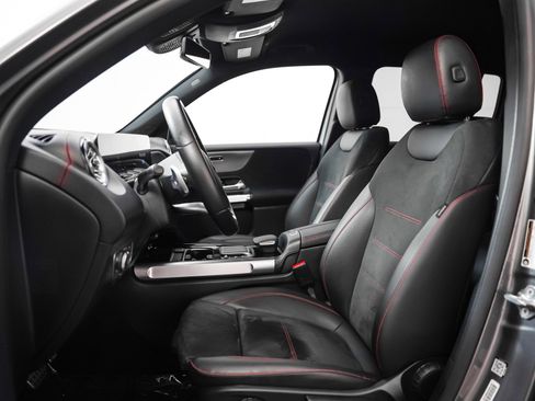 Certified 2022 Mercedes-Benz EQB 300 4MATIC image 8