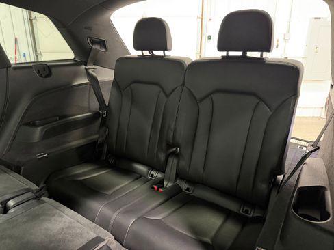 Used 2019 Audi Q7 3.0T Premium Plus image 32