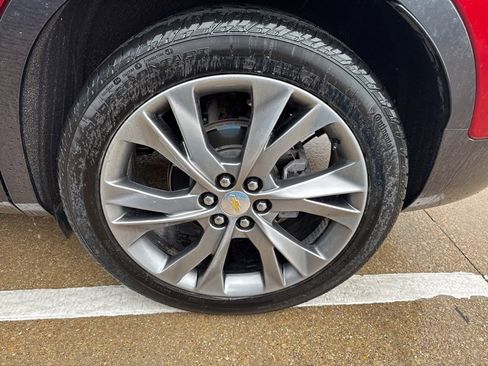 Used 2022 Chevrolet Blazer Premier w/ Driver Confidence II Package image 8