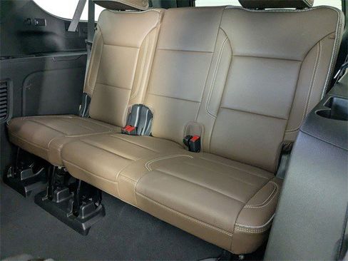 Certified 2022 Chevrolet Suburban High Country w/ Max Trailering Package image 24